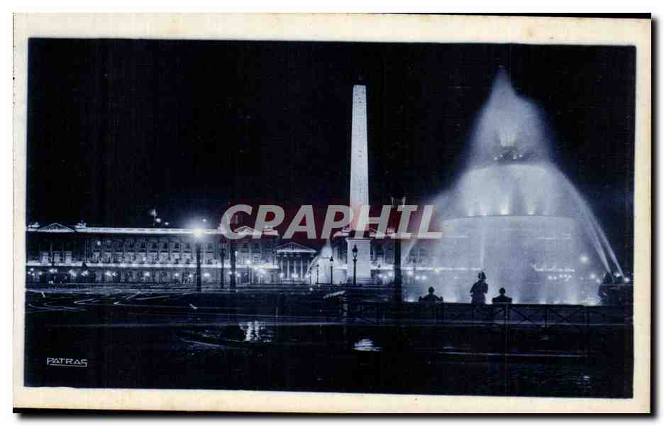 CPA Paris La Nuit Illuminations de la Place de la Concorde 