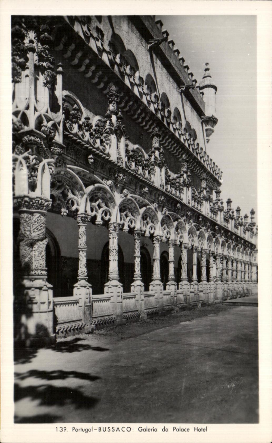 Bussaco — Galeria do Palace Hotel — éditeur non visible