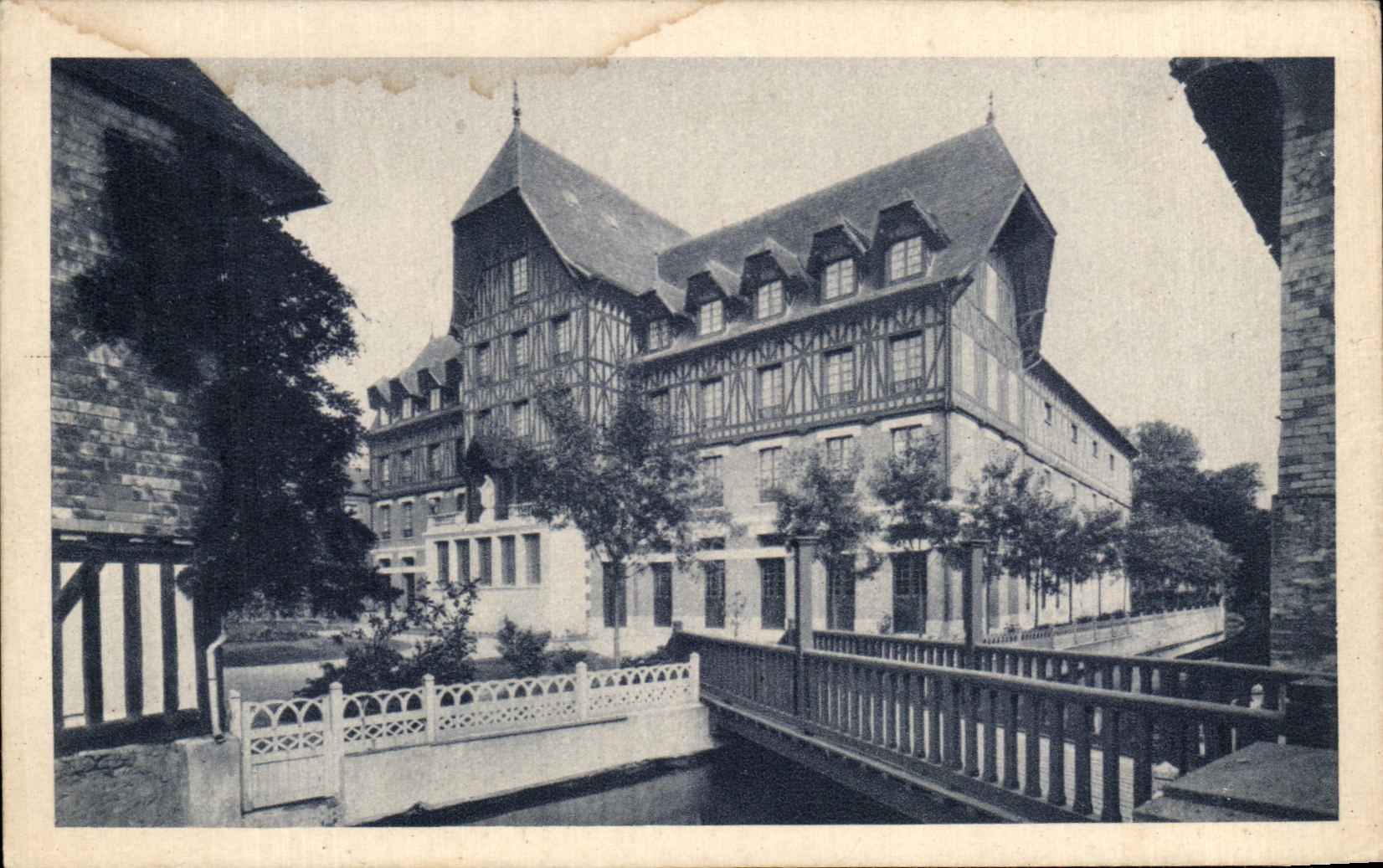 Le Pèlerinage de Lisieux — Éditeur : Le Pèlerinage de Lisieux