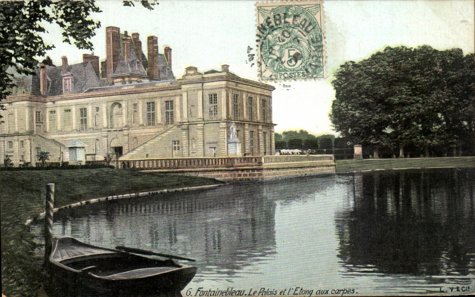 Fontainebleau — Das Schloss und der Karpfenteich — L. V. & Cie