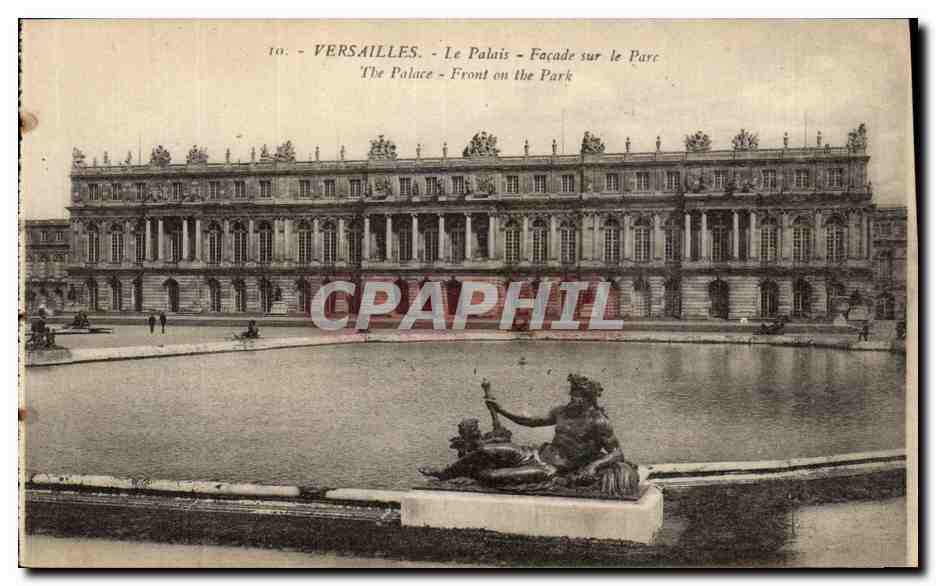 CPA Versailles Le Palais Facade sur Le Parc 