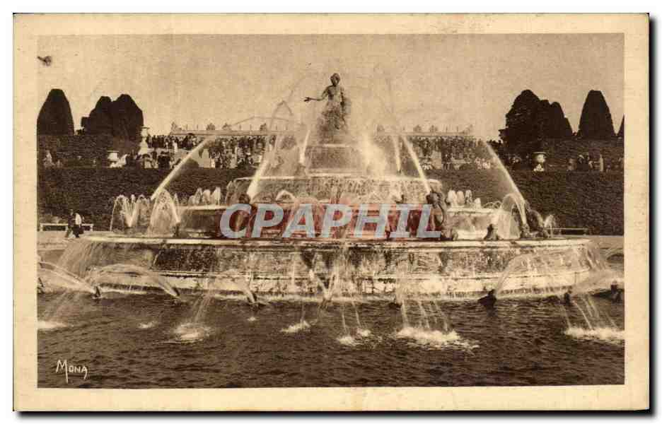 CPA Les Petits Tableaux De Versailles Le Bassin de Latonne Grandes Eaux 