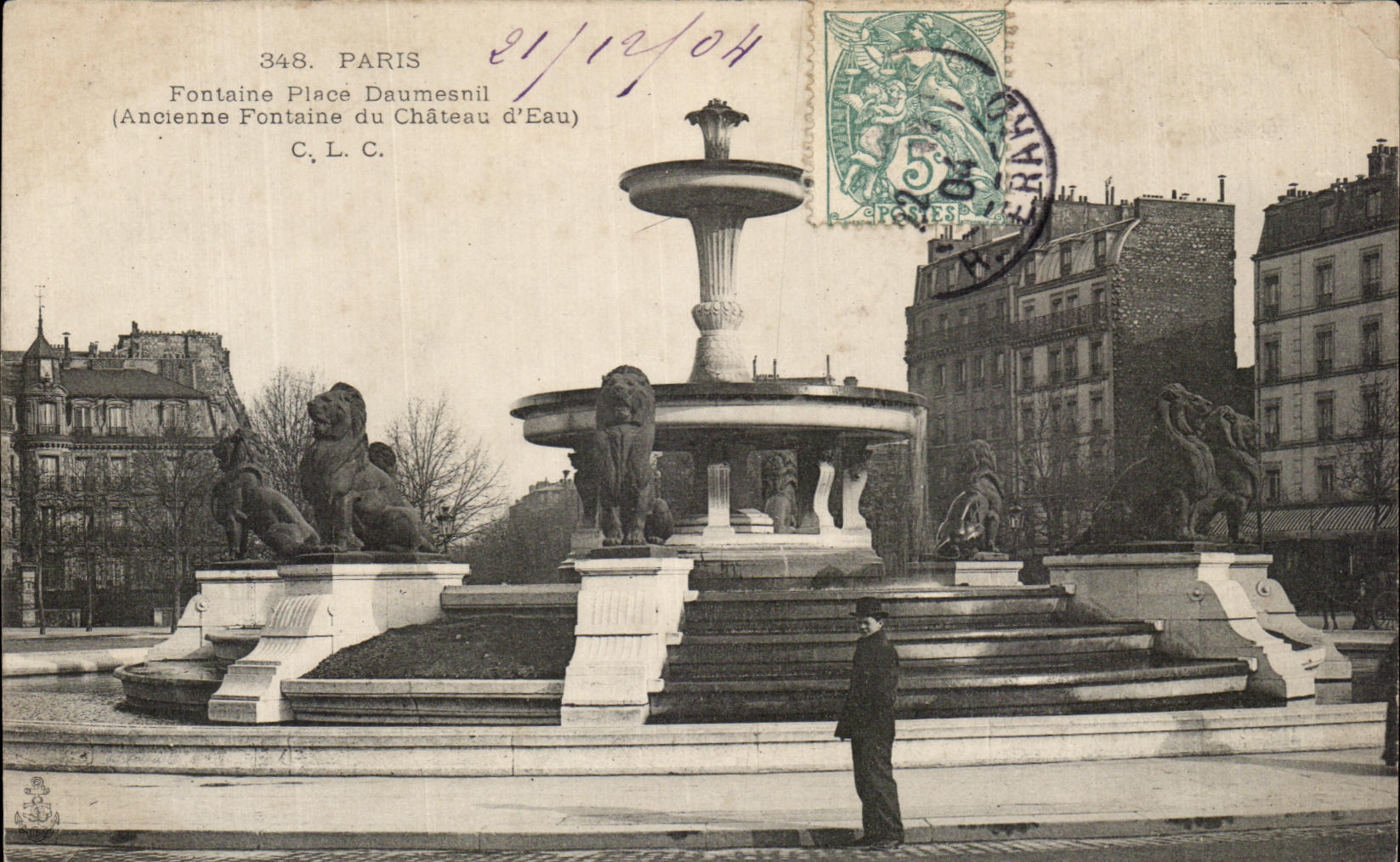 CPA Paris Fontaine Place Daumesnil Ancienne fontaine du chateau d'eau Lions