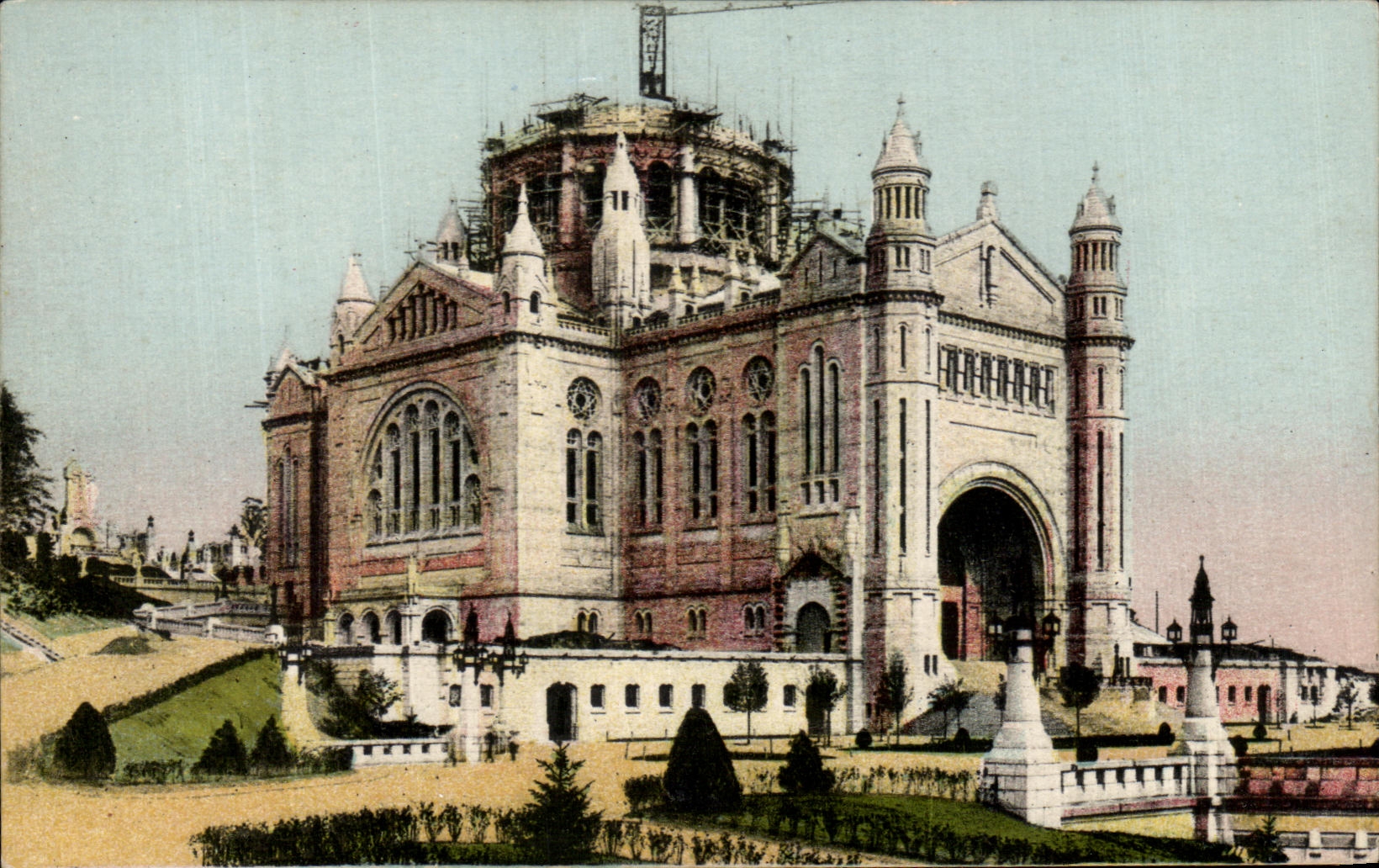 La Basilique — État actuel des travaux — LISIBUX, Paris