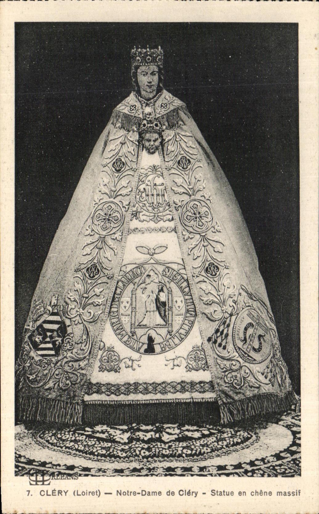 Cléry (Loiret) — Notre-Dame de Cléry — Statue en chêne massif — Éditeur : L'Orléans