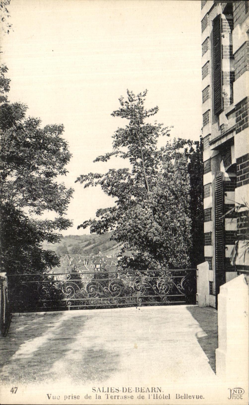 CPA Salies De Bearn Vue Prise De La Terrasse De I'hotel Bellevue