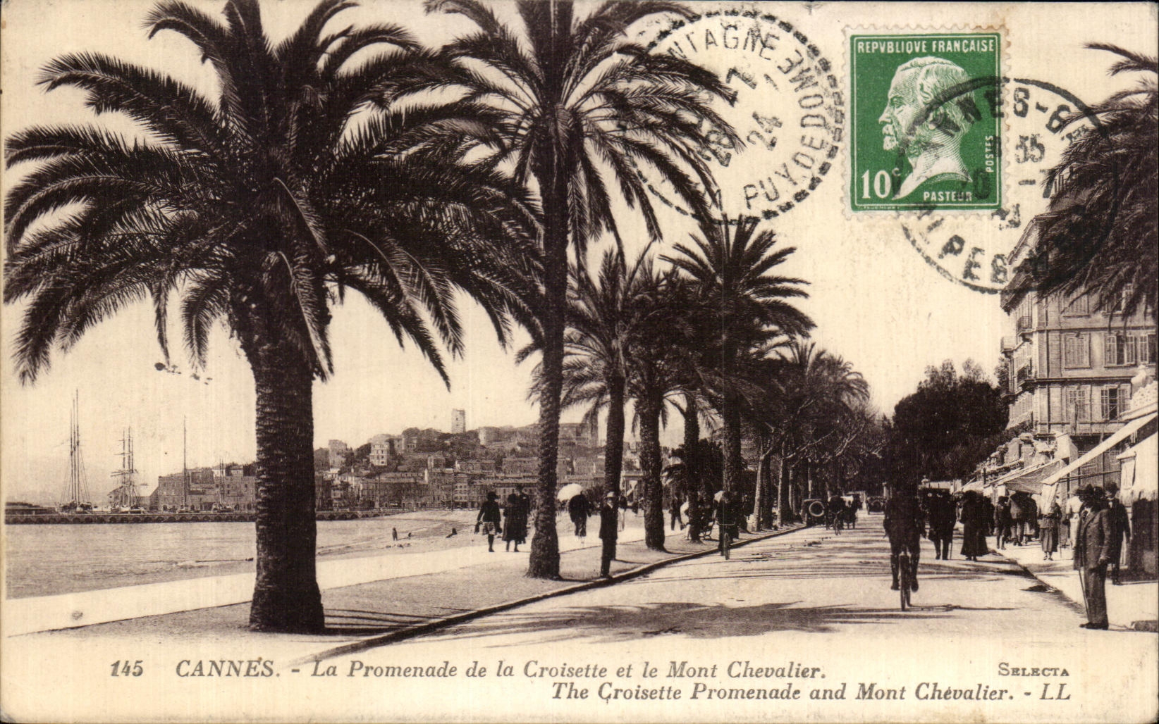 CPA Cannes La Promenade De La Croisette Et Le Mont Chevalier