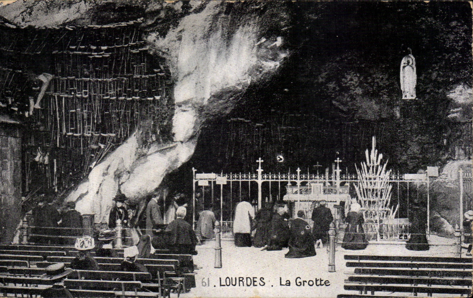 CPA Lourdes La grotte 