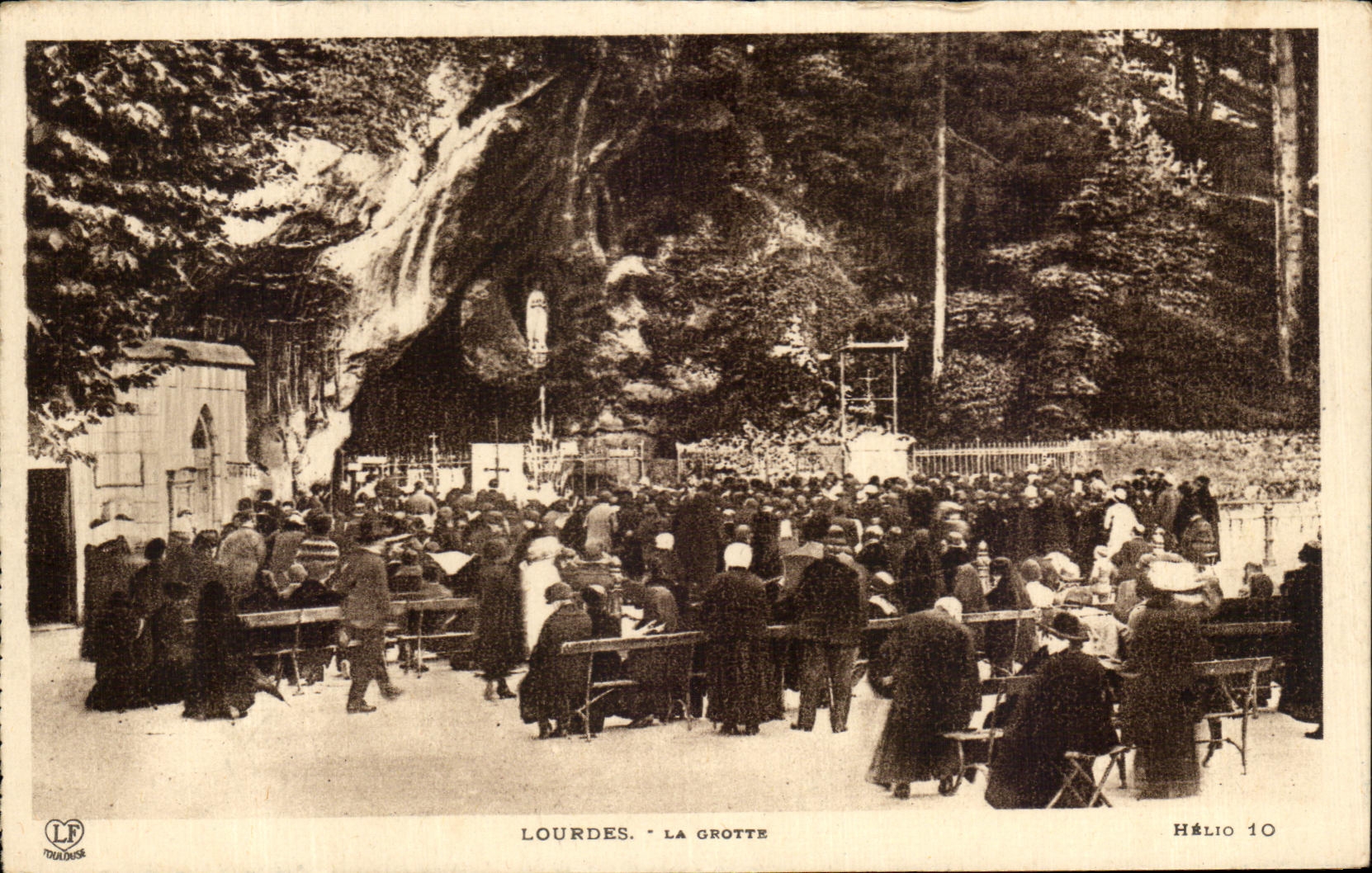 CPA Lourdes La grotte 