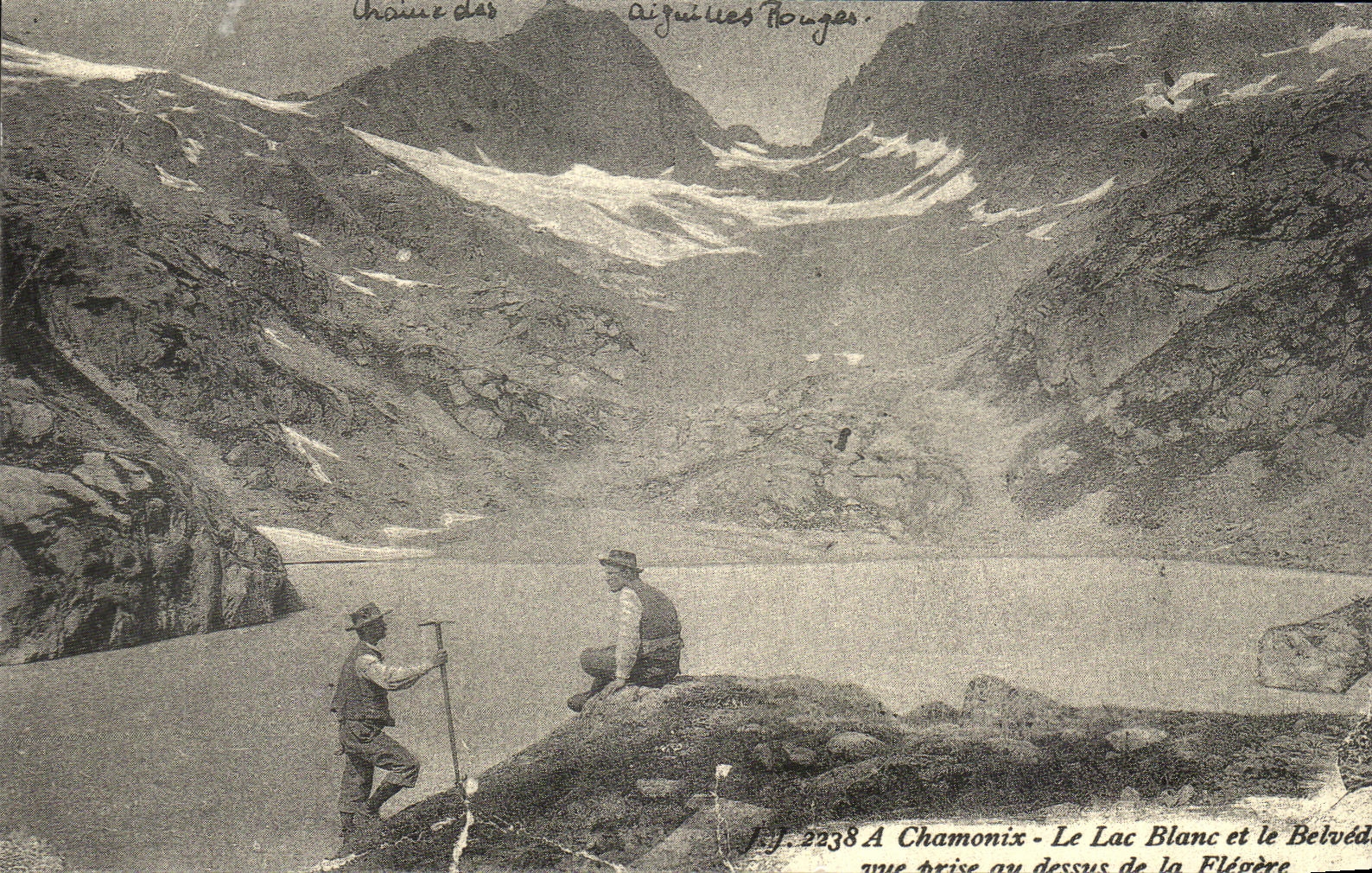 Chamonix - Le Lac Blanc et le Belvédère au-dessus de la Flégère — J.J. 2238