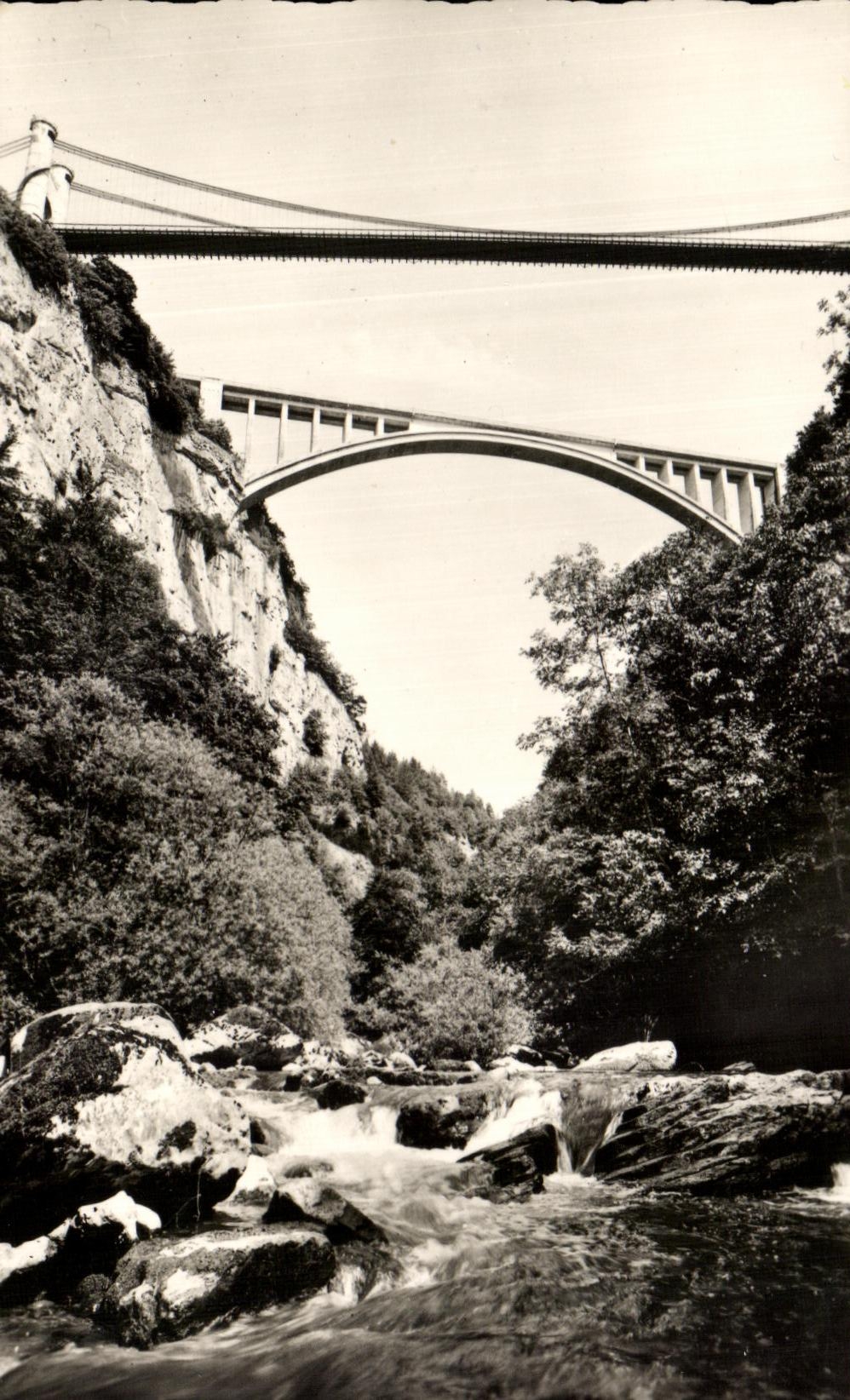 CPA La Savoie Pittoresque Les Ponts de la Caille