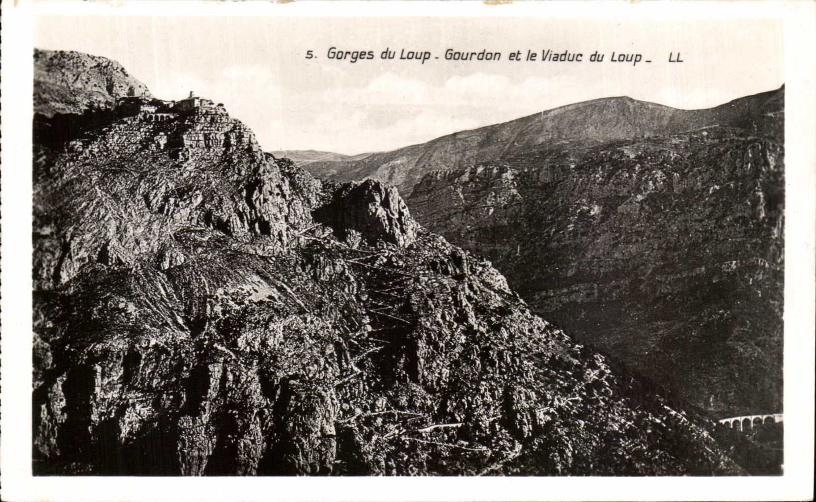 Gorges du Loup - Gourdon et le Viaduc du Loup — LL