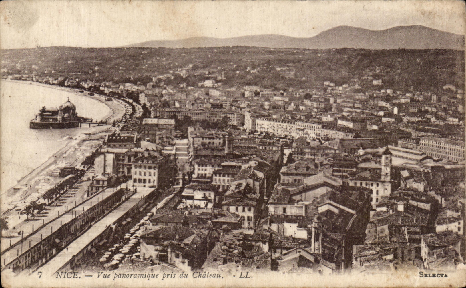 CPA Nice Vue panoramique pris du Chateau