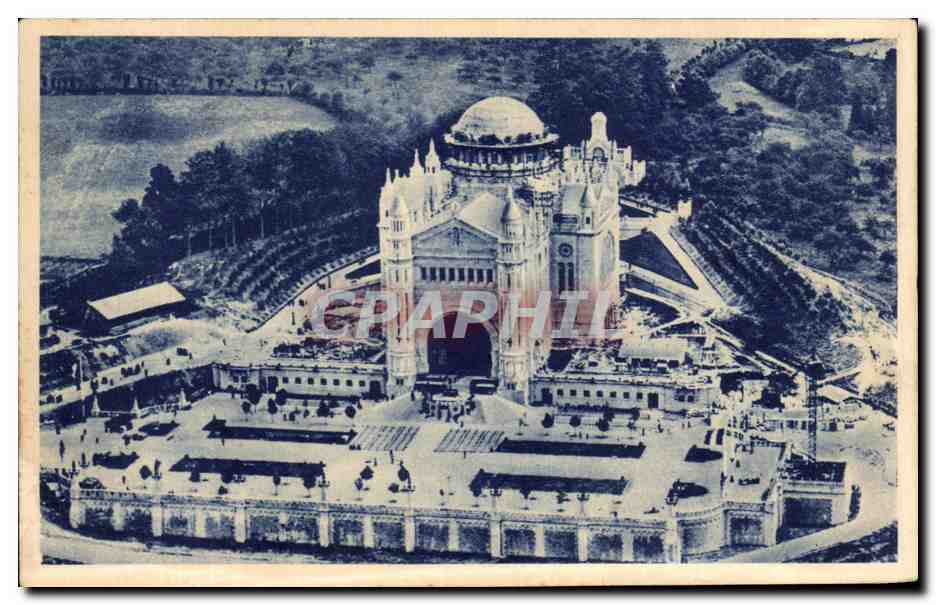 Basilique de Lisieux — Vue générale prise en avion — éditeur BCL