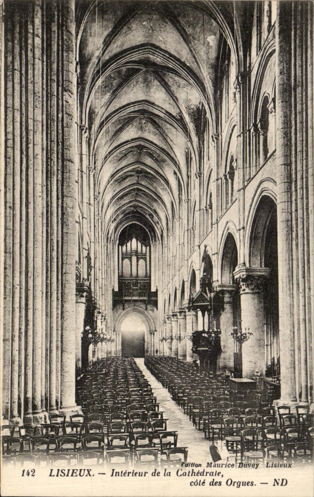 Lisieux — Intérieur de la Cathédrale, côté des Orgues — Édition Maurice Duvey