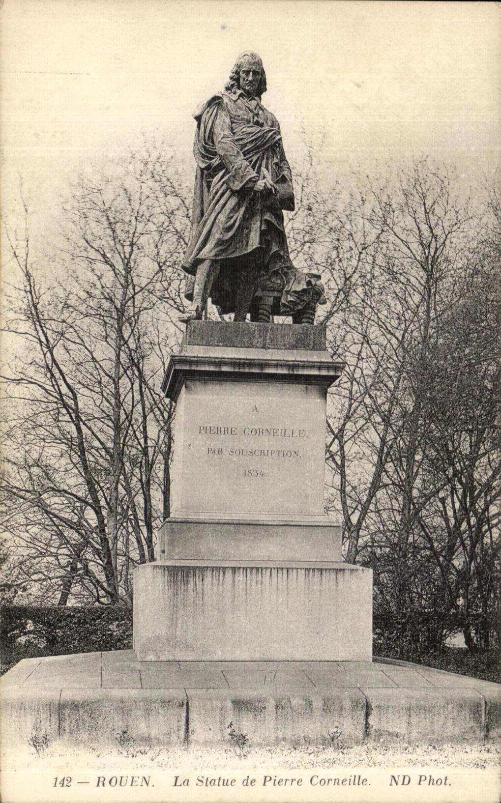 CPA Rouen La Statue de Pierre Corneille
