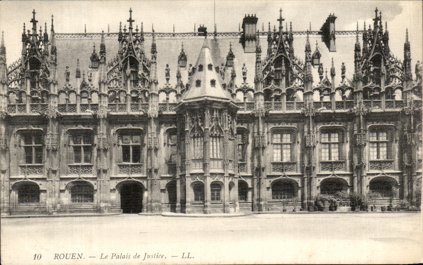 CPA Rouen Le Palais de Justice