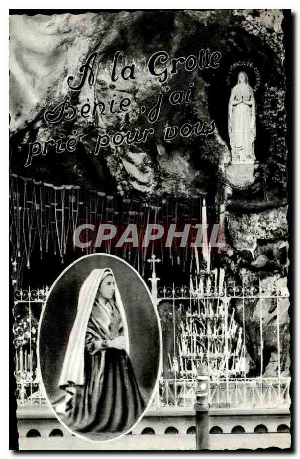 CPA Lourdes La Grotte et Sainte Bernadette