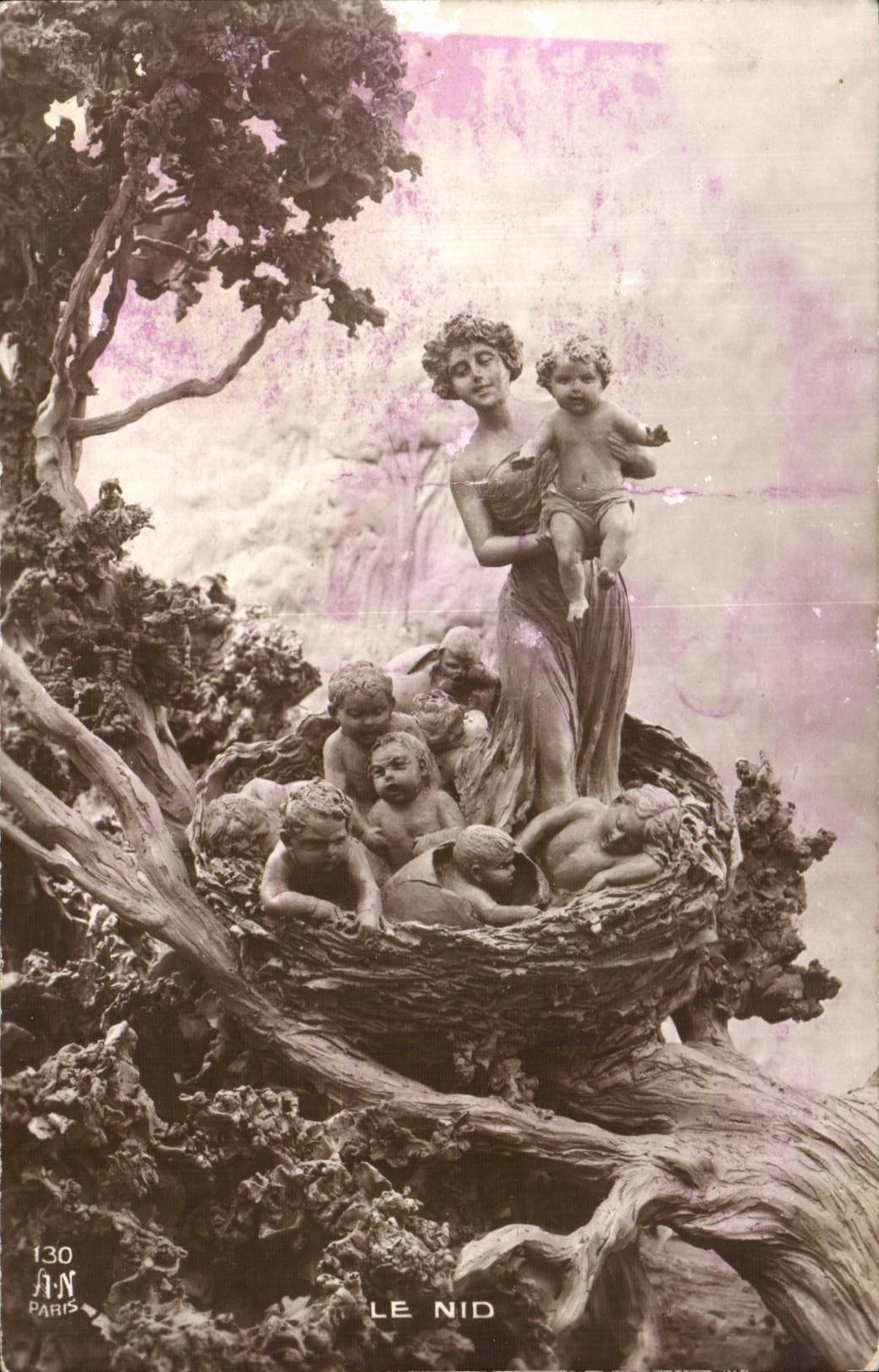 CPA Le nid Enfants et femme