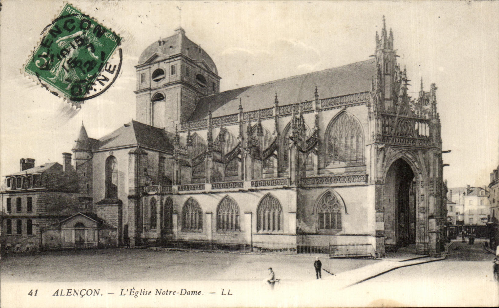 CPA Alencon L'Eglise Notre Dame