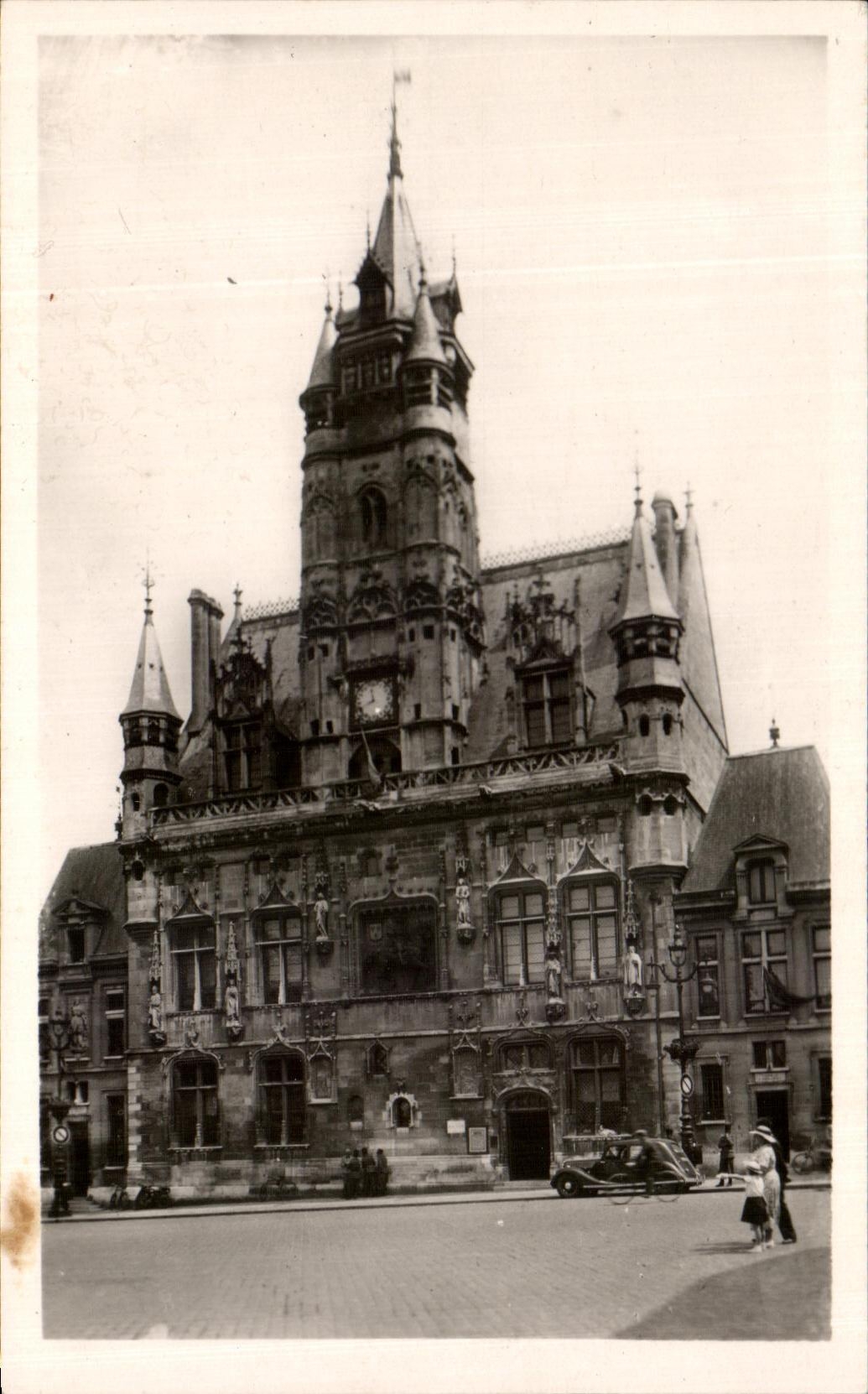 Compiègne (Oise) — Das Rathaus — Éditions d'Art de Pajou