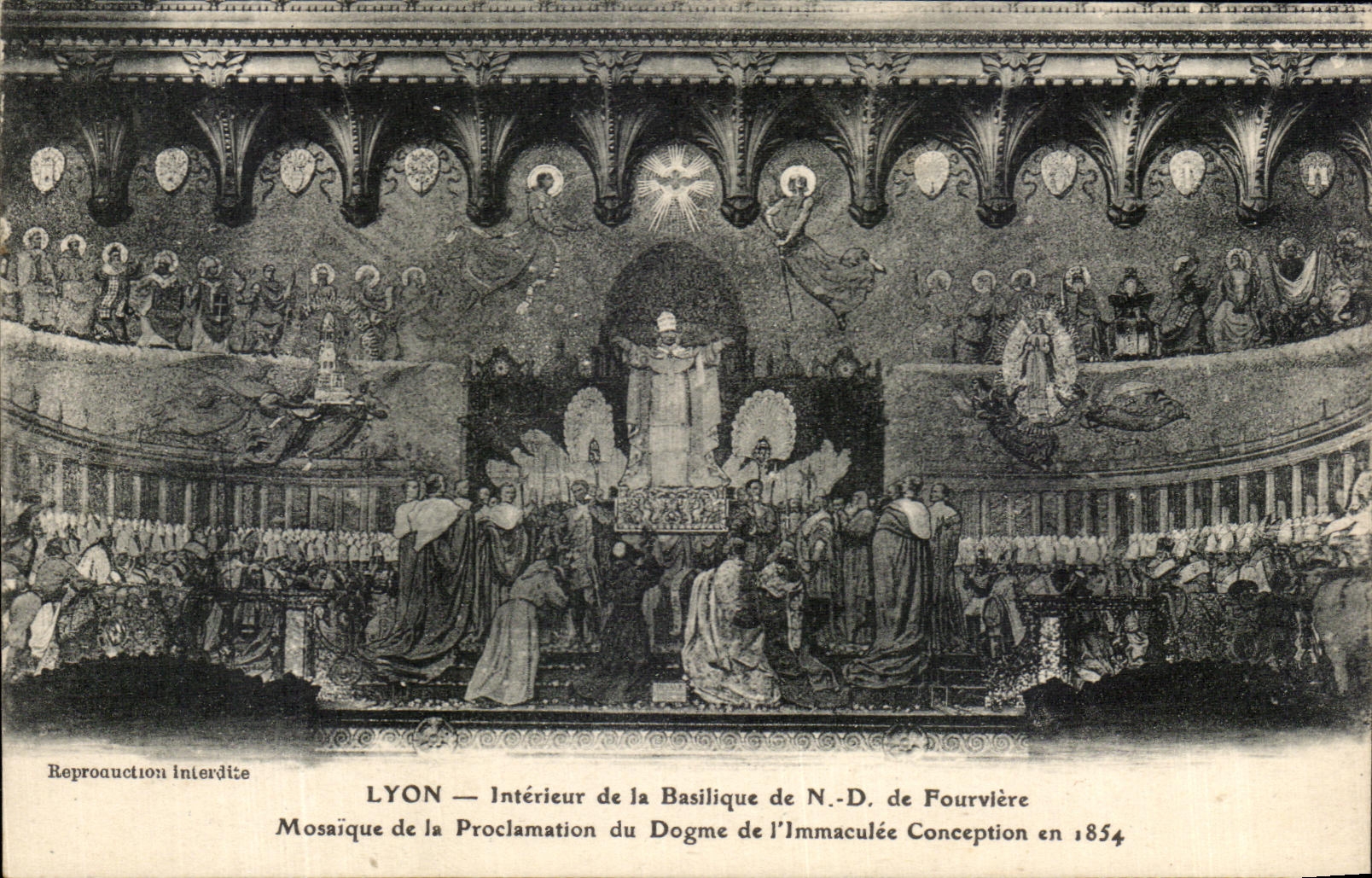 LYON — Intérieur de la Basilique de N.-D. de Fourvière — Mosaïque de la Proclamation du Dogme de l'Immaculée Conception en 1854