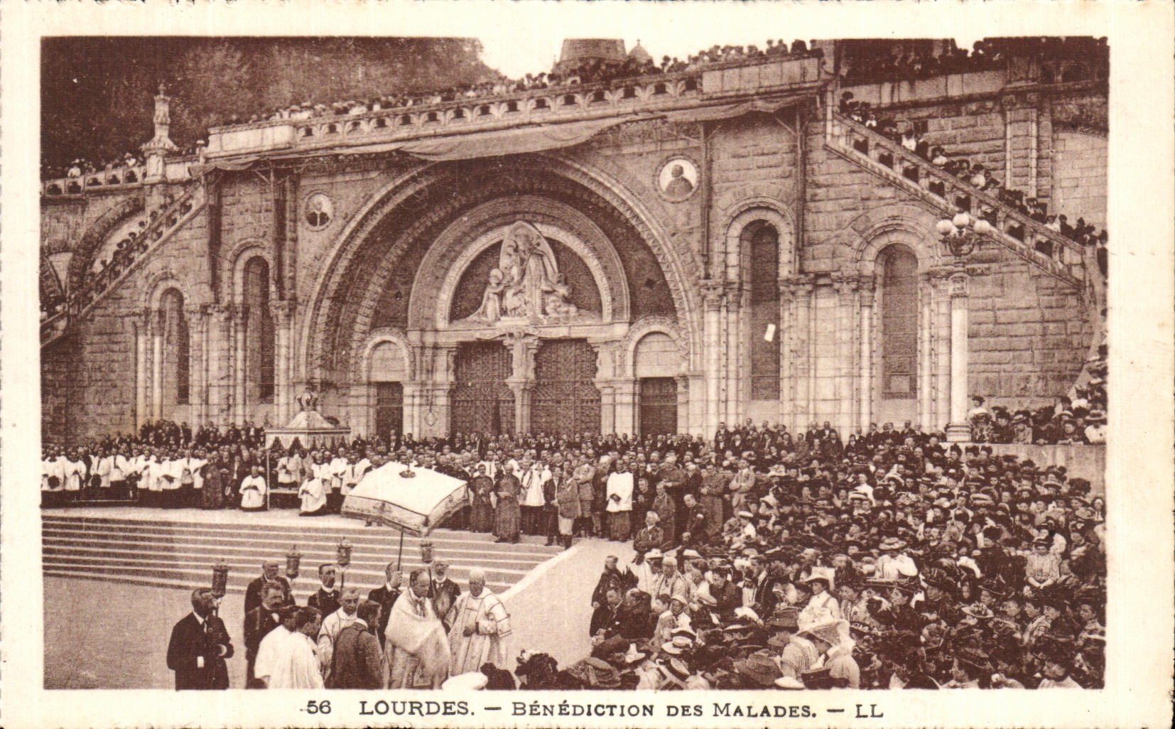 CPA Lourdes Benediction Des Malades