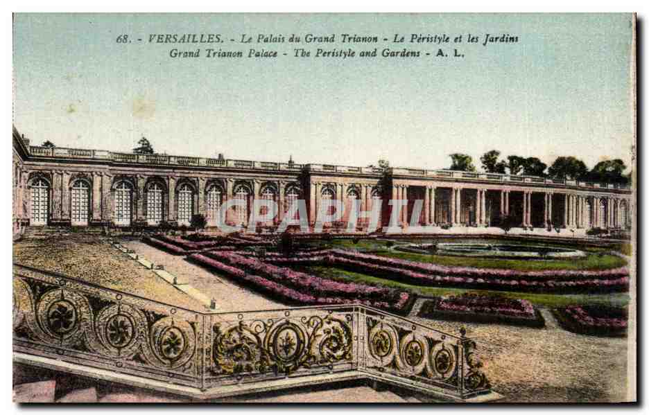 Versailles - Le Palais du Grand Trianon - Le Péristyle et les Jardins - A. L.