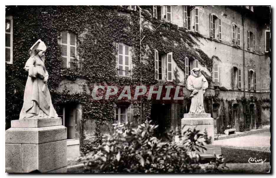 Beaune (C-d'Or) — L'Hôtel-Dieu — Monuments du Chancelier Nicolas Rollin et de Guigone de Salins, fondateurs