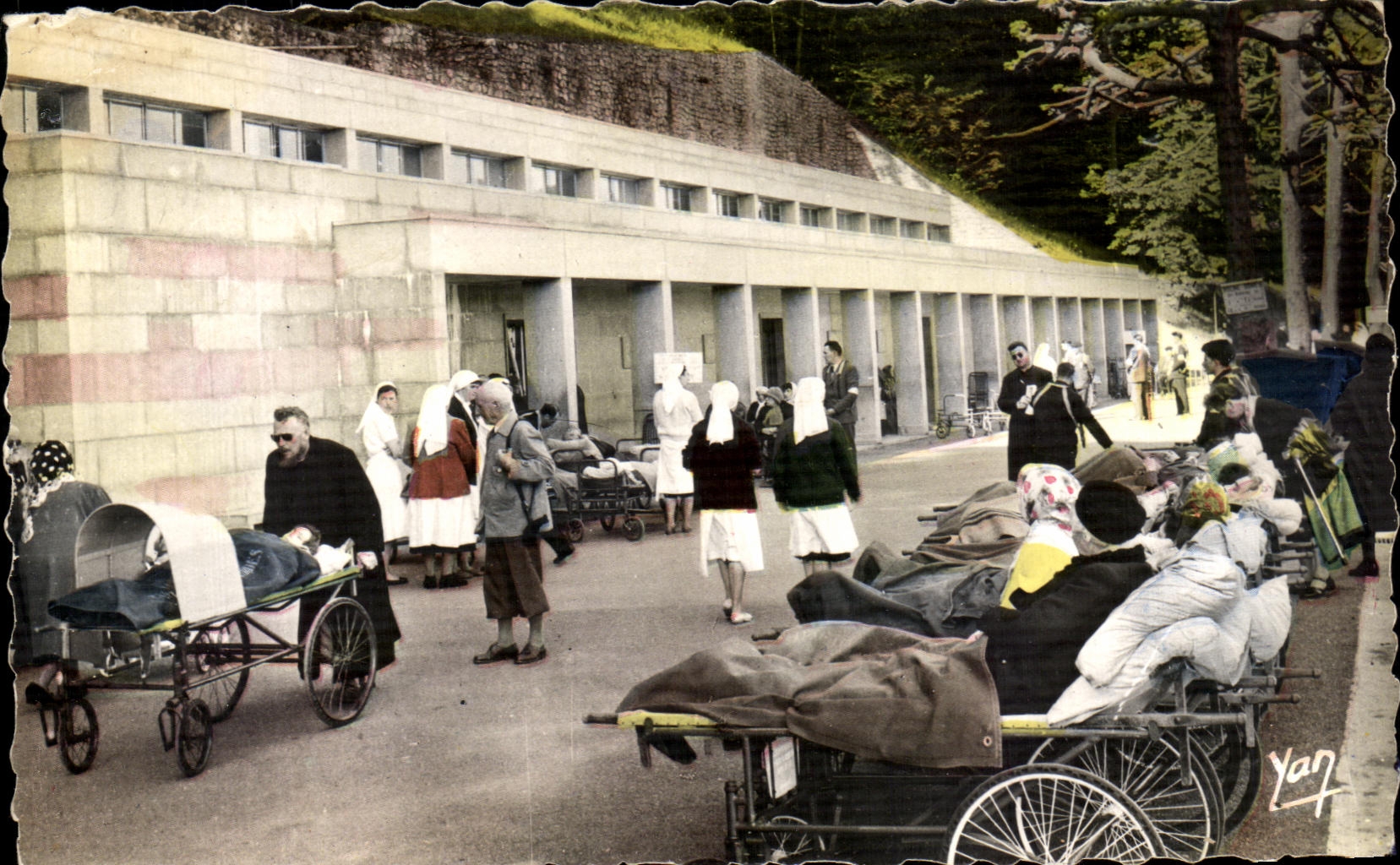 CPA Lourdes Les Piscines