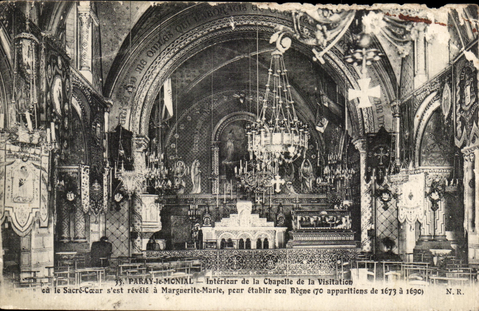 CPA Paray Le Monial Interieur de la Chapelle de la Visitation eu le Sacre Coeur s'est revele a