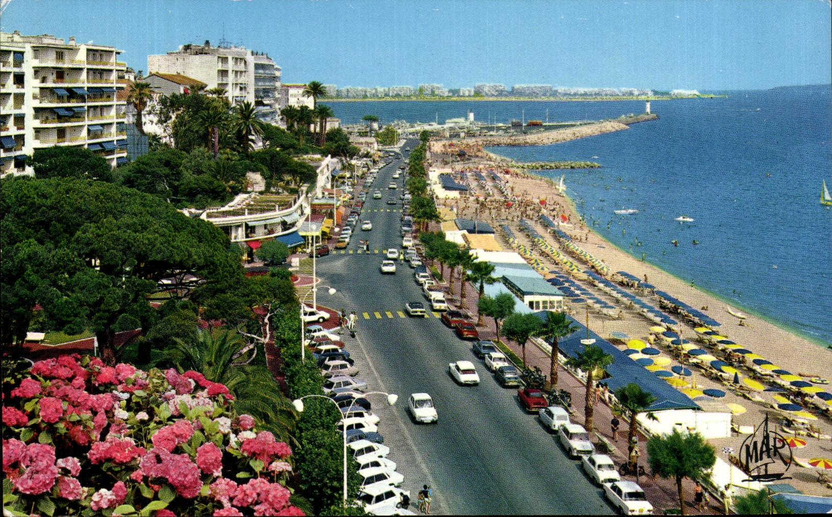 CPSM La Cote D'Azur Cannes La Plage Du Midi