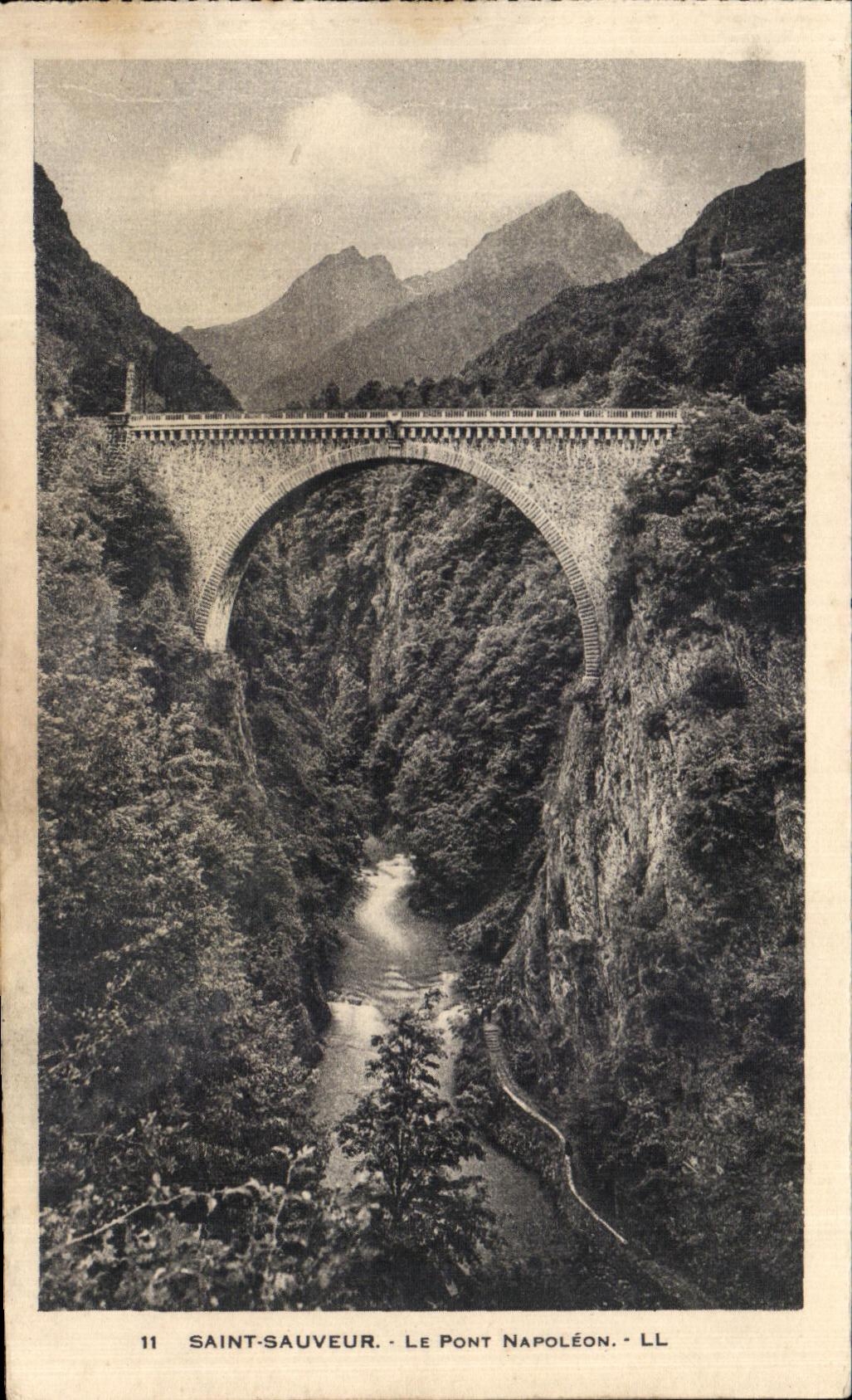 CPA Saint Sauveur Le Pont Napoleon