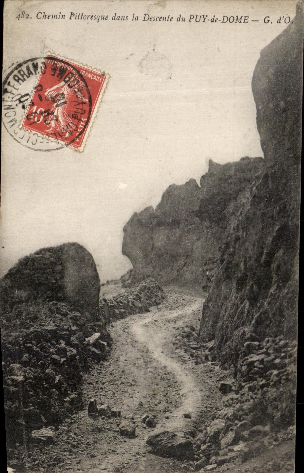 Chemin Pittoresque dans la Descente du PUY-de-DOME — G. d'O.