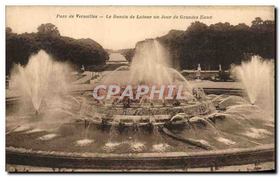 CPA Parc de Versailles Le Bassin de Latone un Jour de Grandes Eaux