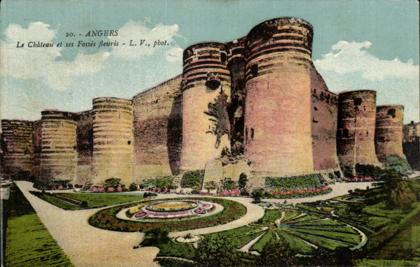 CPA Angers Chateau et ses Fosses Fleuris