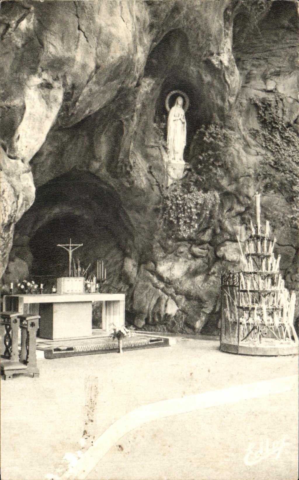 CPA Lourdes Grotte Miraculeuse