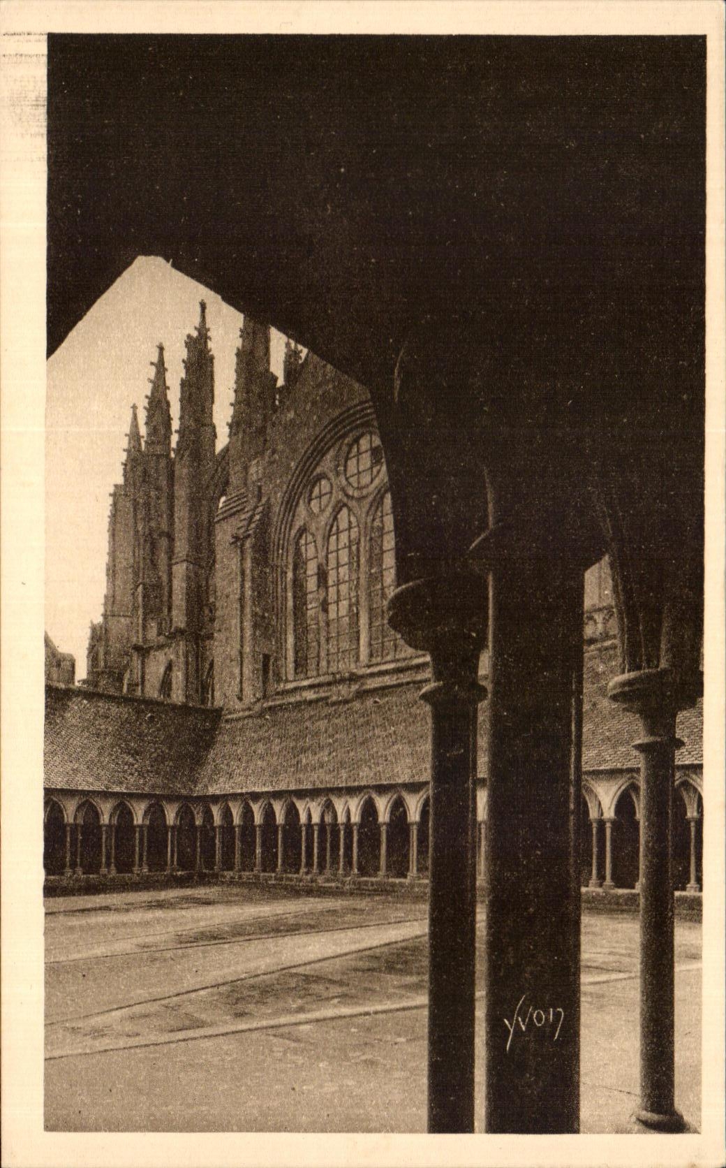 Mont-Saint-Michel — Der Cloister — Abtei — Kunstausgabe YVOH, französischer Verlag
