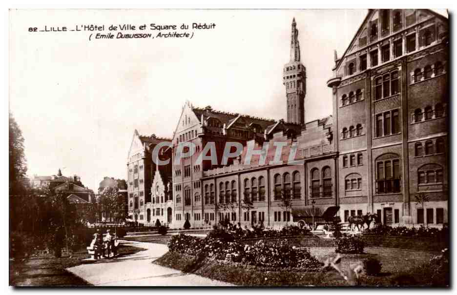 CPA Lille L'Hotel de Ville et Square du Reduit 