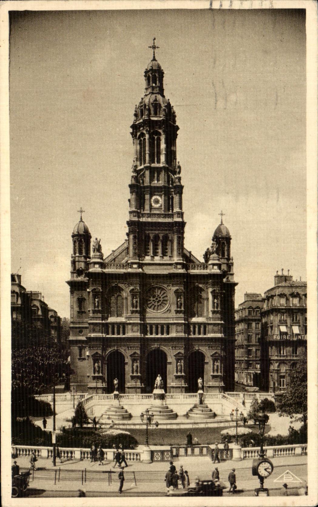 CPA Vues De Paris La Trinite