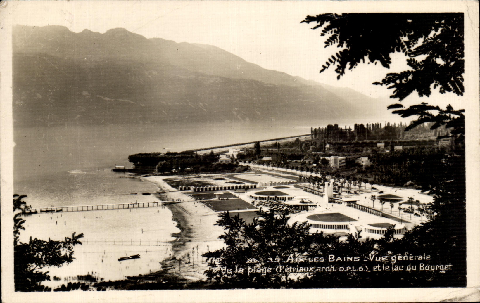 CPA Aix les Bains Vue generale de la Plage
