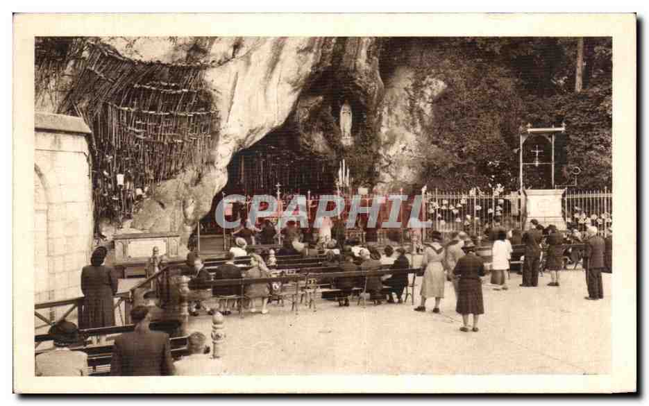 CPA Lourdes La Grotte