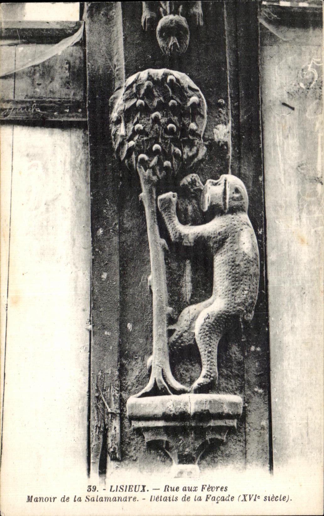 Manoir de la Salamanandre — Détails de la façade (XVIe siècle) — G. Artaud, éditeur