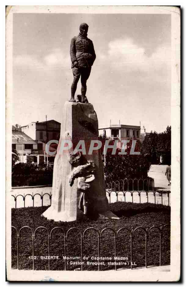 CPA Bizerte Monument du capitaine Madon Tunisie