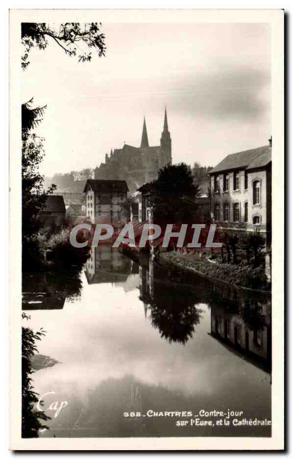 CPA Chartres Contre Jour Sur l'Eure et la Cathedrale