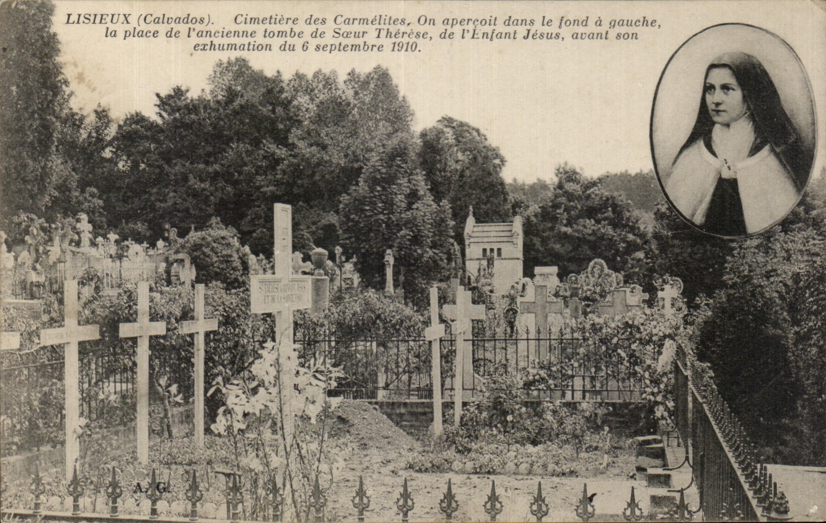Lisieux (Calvados) — Cimetière des Carmélites — Exhumation de Sœur Thérèse de l'Enfant Jésus en 1910 — A.G. éditeur