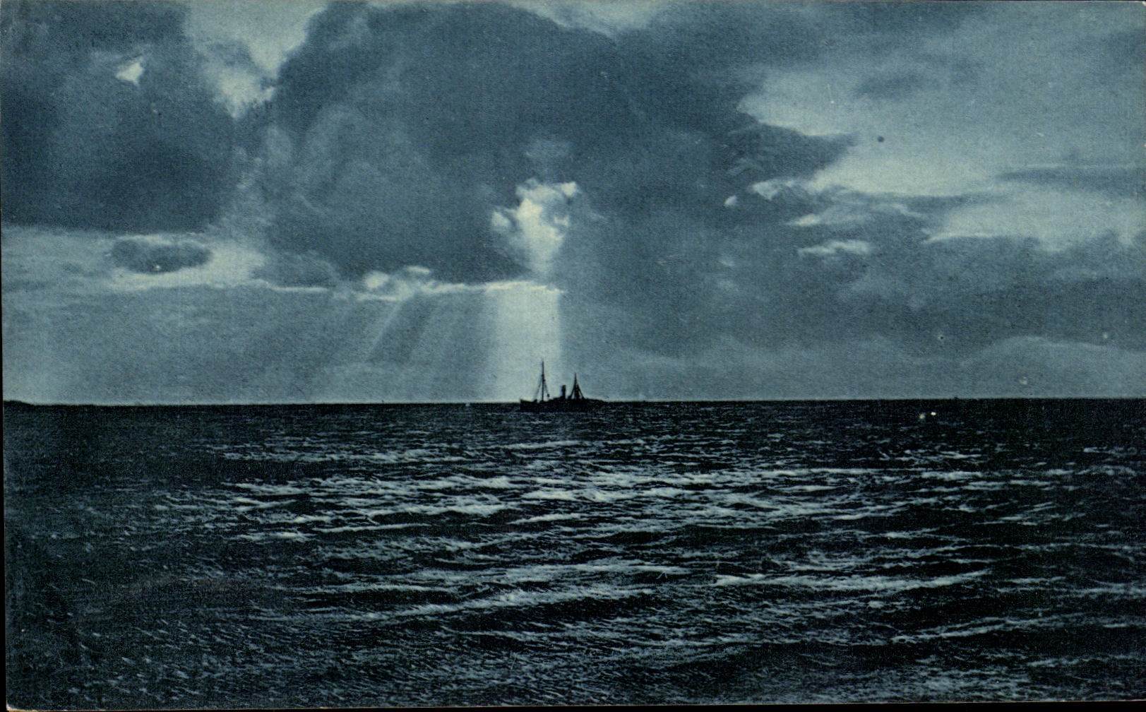CPA Paysage au bord de l'eau Bateau