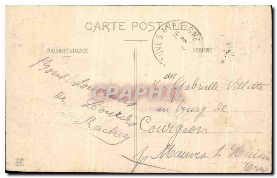 CPA Les Hautes Pyrenees Le Chateau De Lourdes Vu De L aTerrasse Du Rosaire — Verso