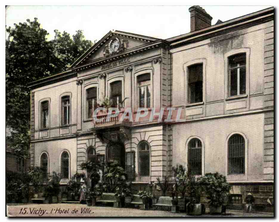 CPA Vichy l'Hotel de Ville