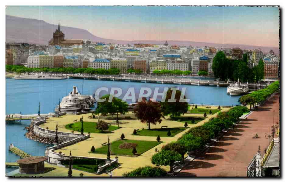 CPA Geneve Quai du Mont Blanc Et Vue Sur La ville Bateau